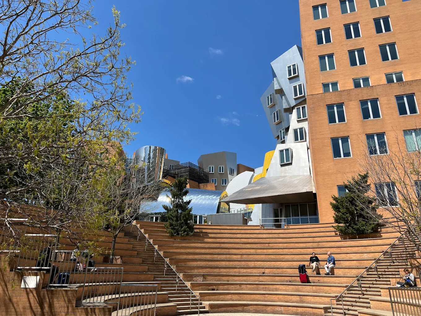 MIT - Massachusetts Institute of Technology