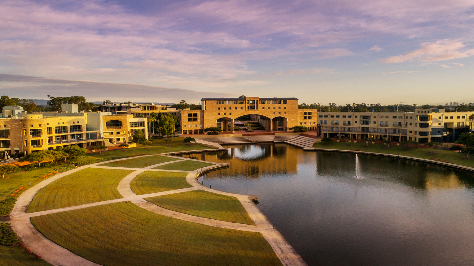 Bond University Careers on AcademicJobs